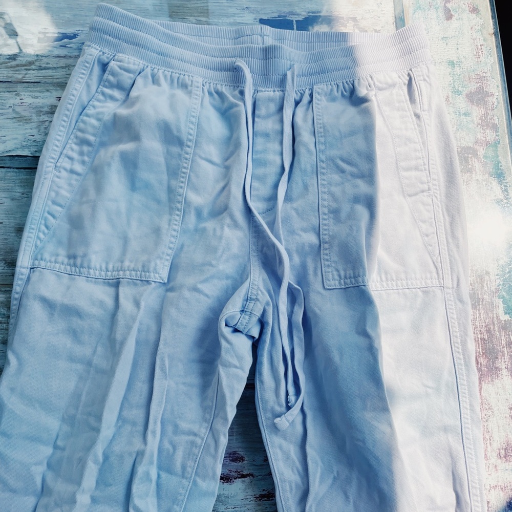 GAP lilac sweats